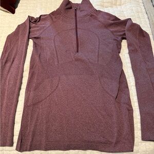 Lululemon Swiftly Half Zip Pullover Long Sleeve Top Thumbholes Size 8